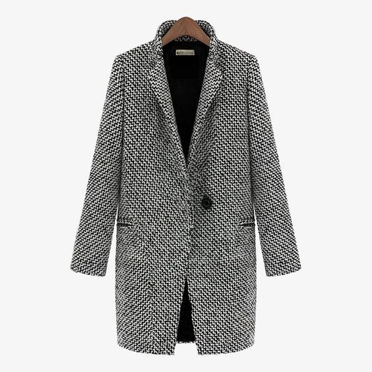 Fiona - Classic Houndstooth Coat