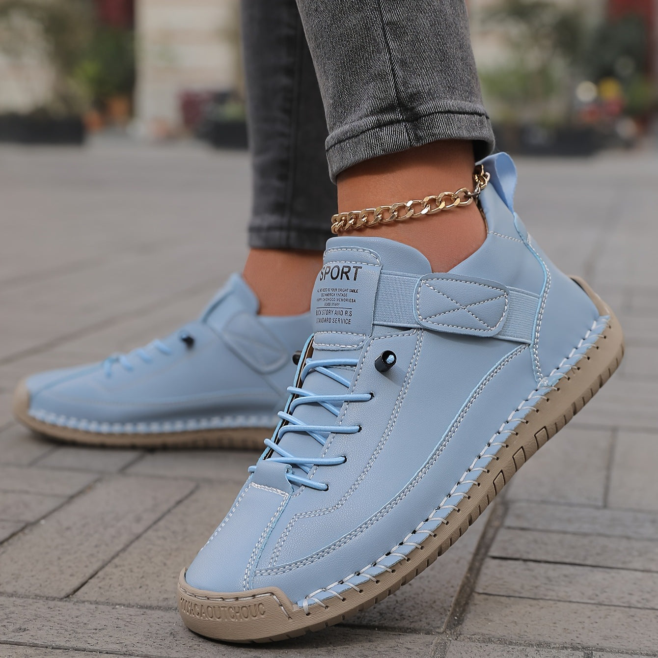 Light blue / UK 10 | EU43