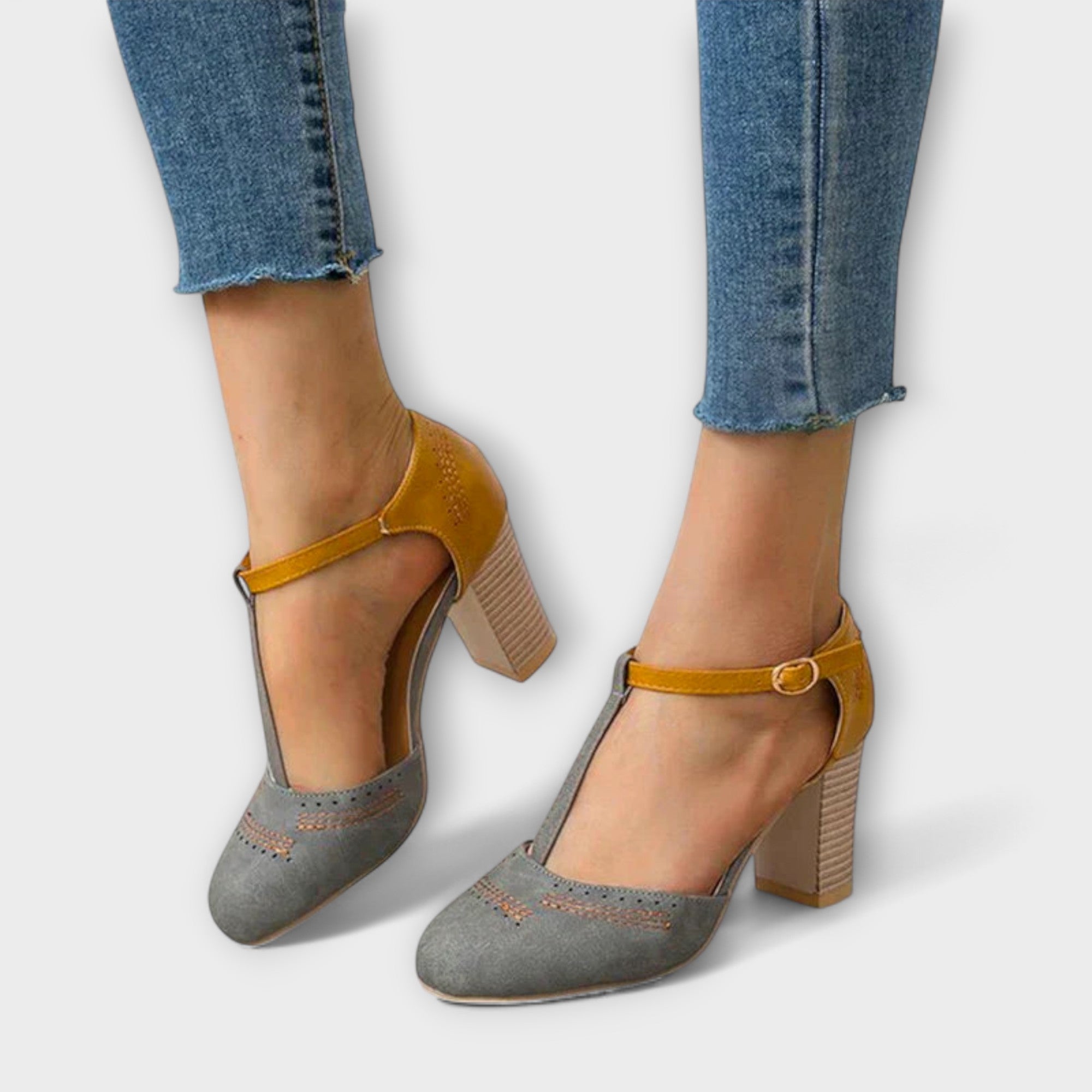 Gray / 10 UK | 43 EU