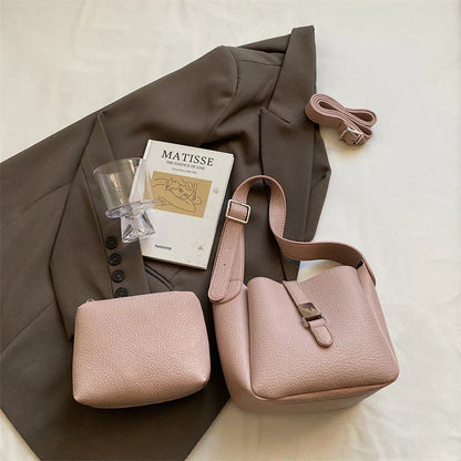 Iris™ – Modern bucket bag with a leather look