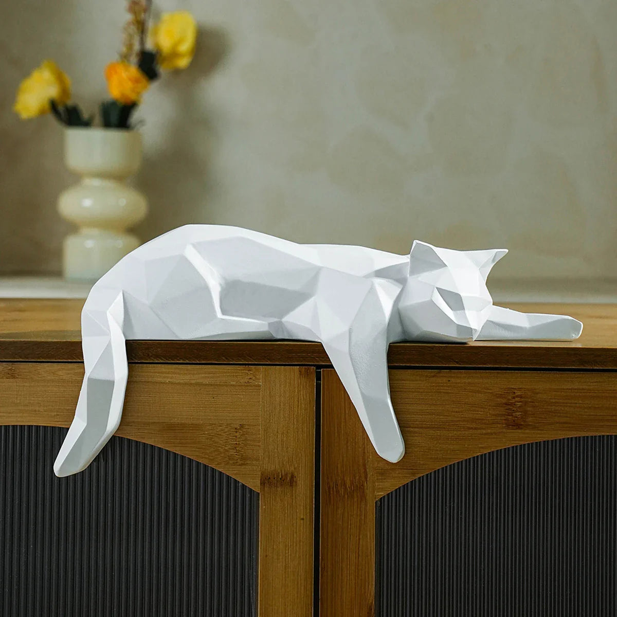 Elvianne - Geometric Cat Sculpture
