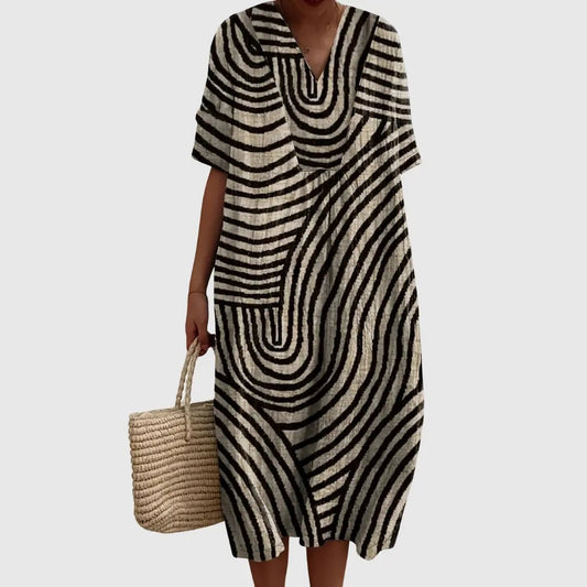 Greta | Monochrome Maze Print Midi Dress