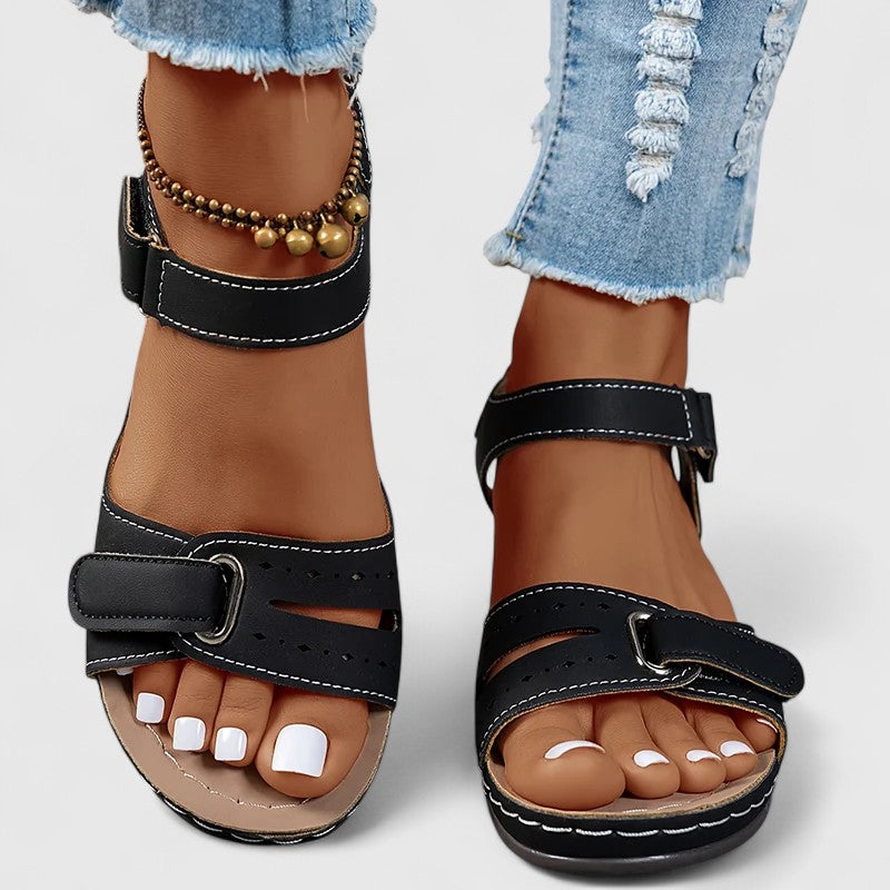 Annet - Sleek Orthopedic Sandals