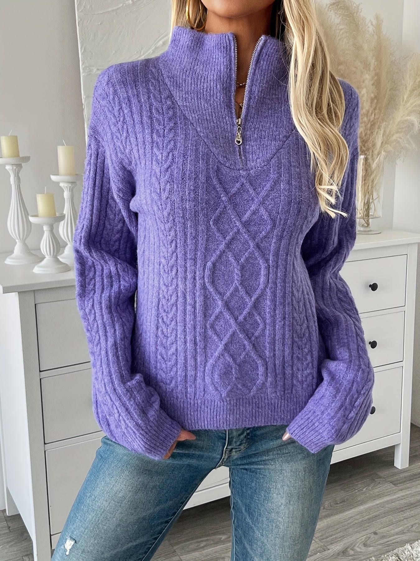Elin - Ladies' zip-up cable knit jumper